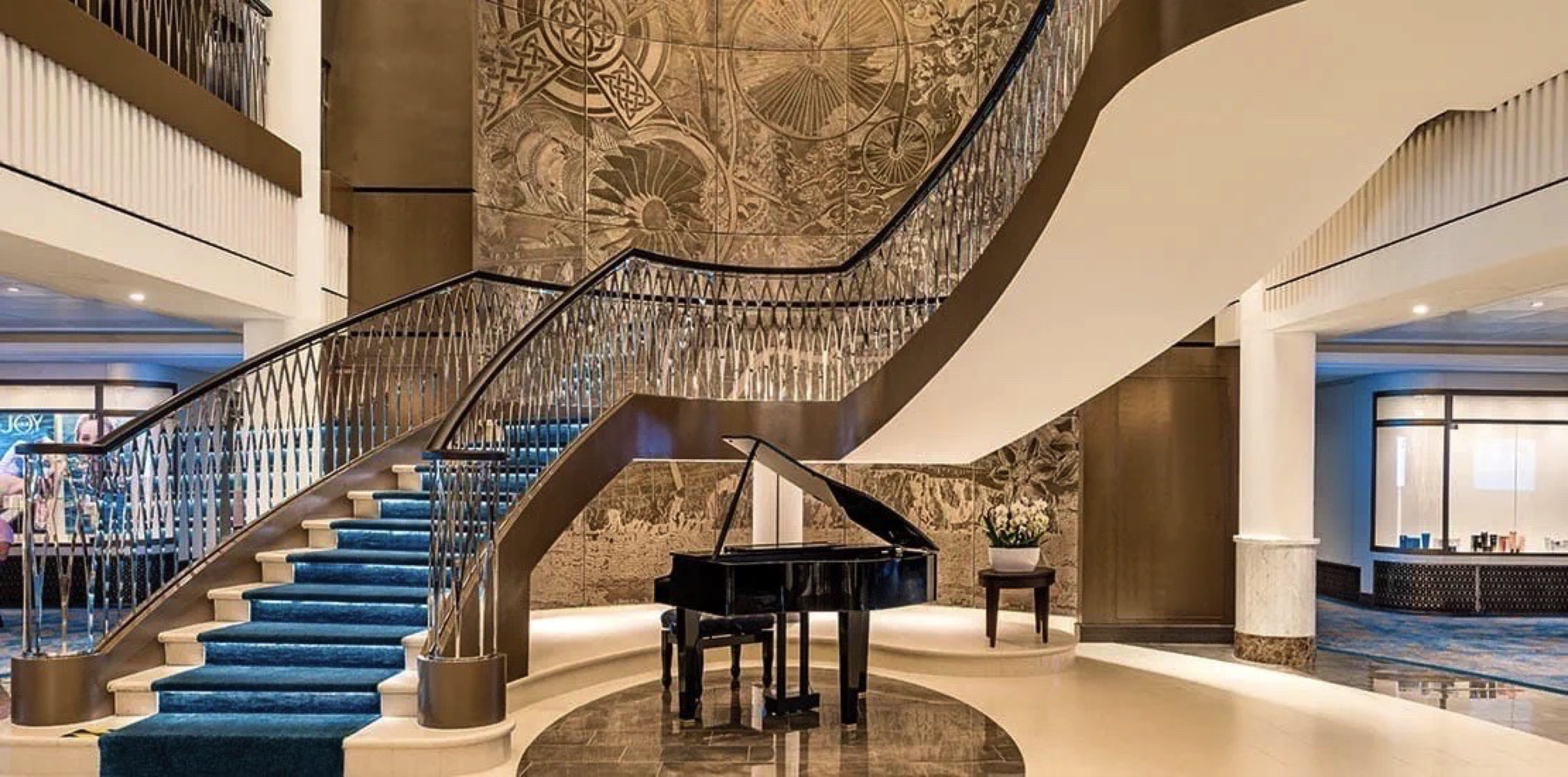 Spirit of Discovery - The Living Room